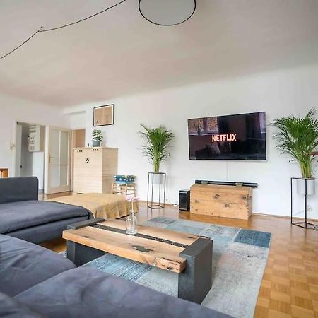 Cozy And Stylish Apartment Near Schoenbrunn Castle Bécs Kültér fotó