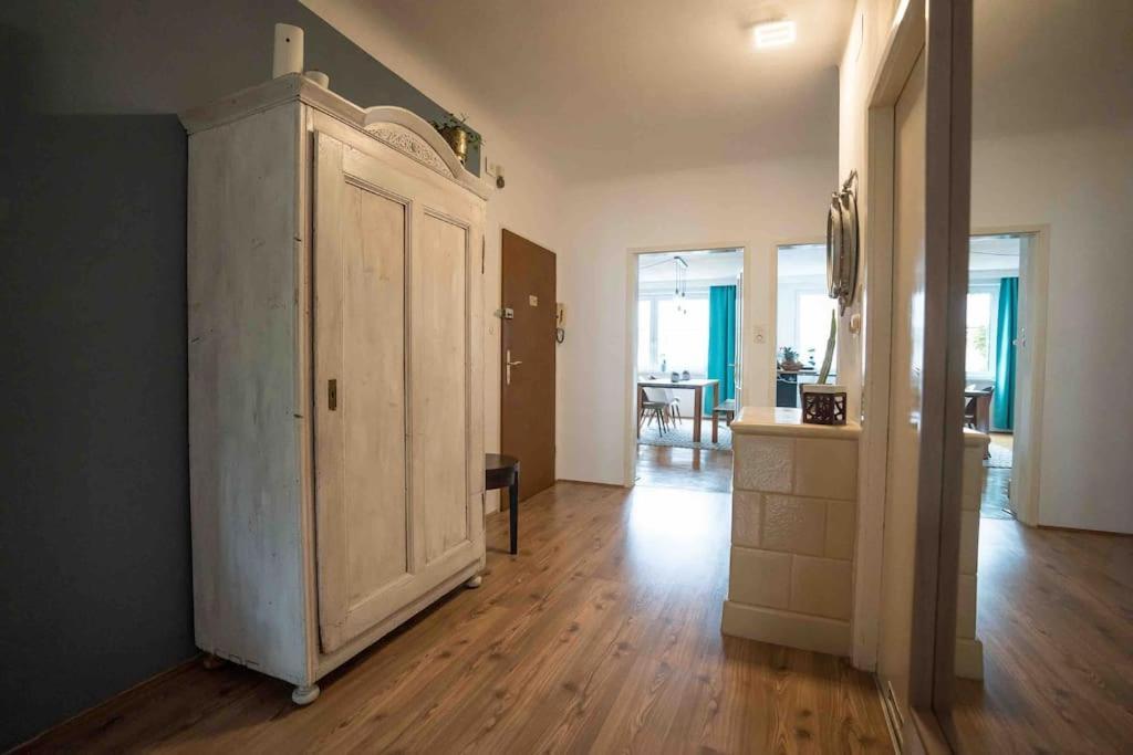 Cozy And Stylish Apartment Near Schoenbrunn Castle Bécs Kültér fotó