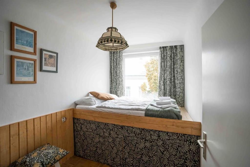 Cozy And Stylish Apartment Near Schoenbrunn Castle Bécs Kültér fotó