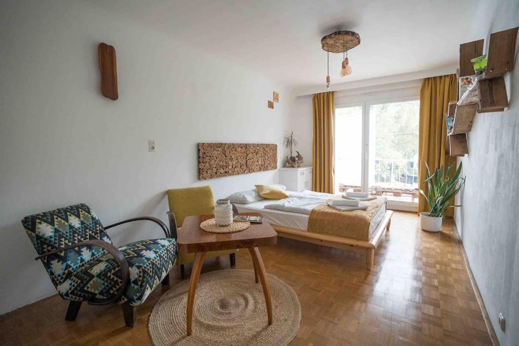 Cozy And Stylish Apartment Near Schoenbrunn Castle Bécs Kültér fotó
