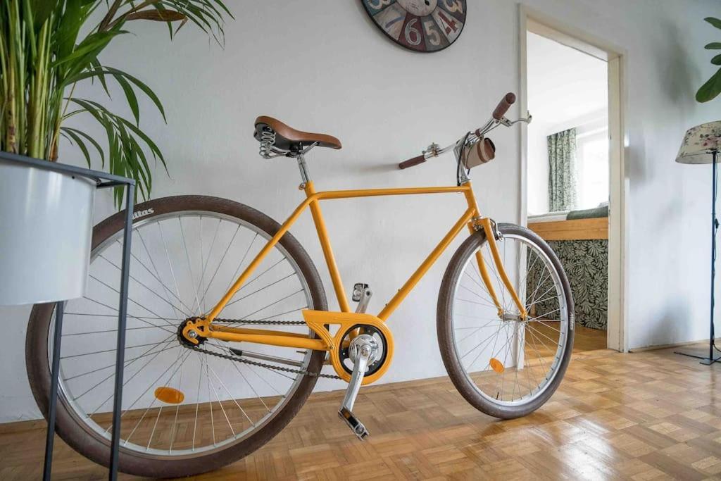 Cozy And Stylish Apartment Near Schoenbrunn Castle Bécs Kültér fotó